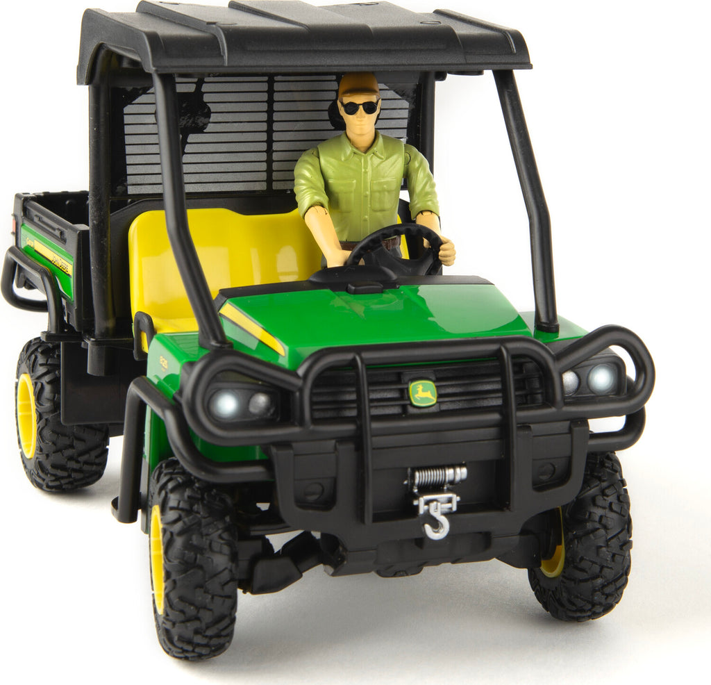 John Deere 1:16 Scale Outdoor Adventure Toy Set